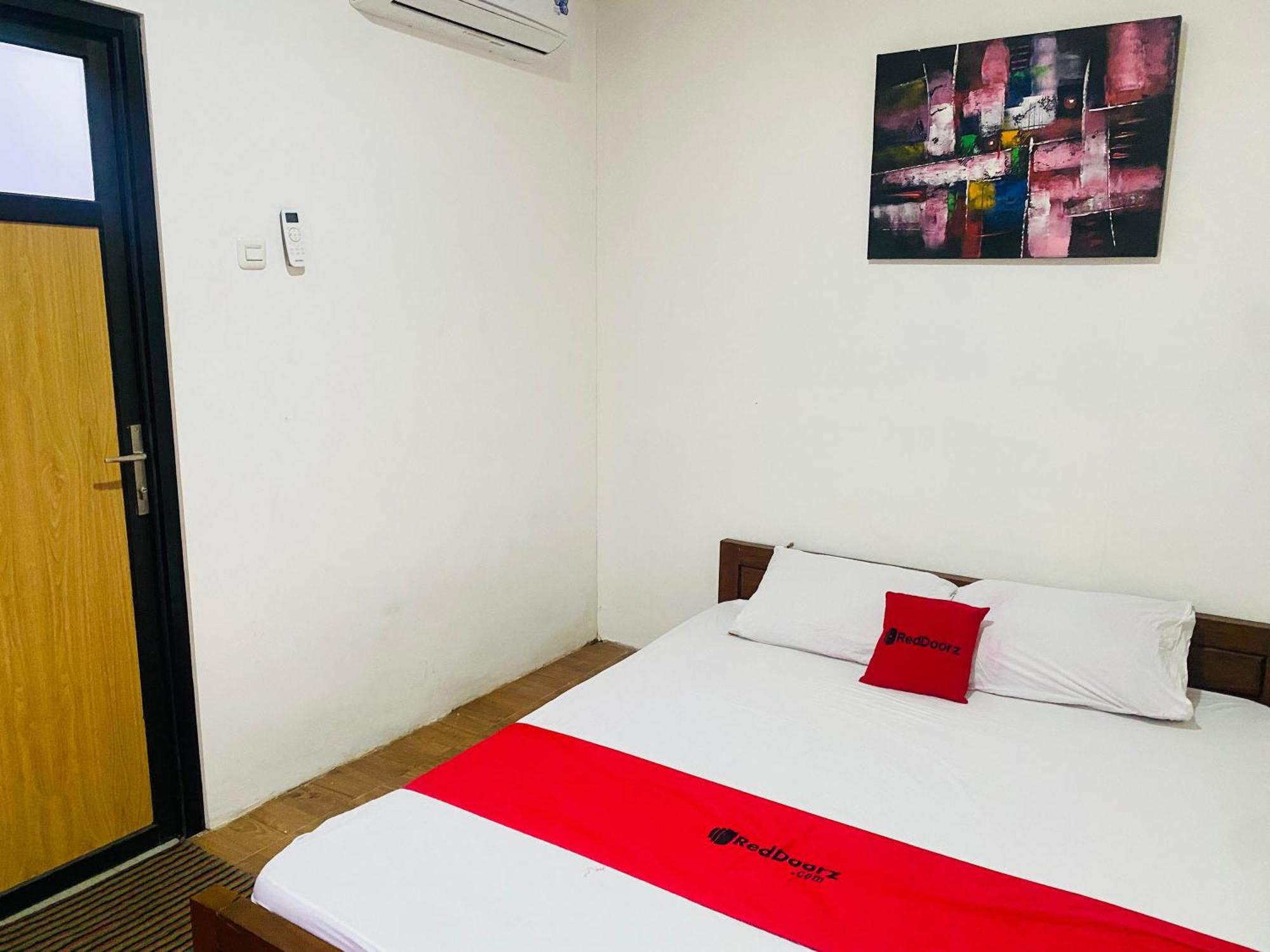 Reddoorz Syariah Near Wisata Durensewu Pandaan Jetak Exterior photo